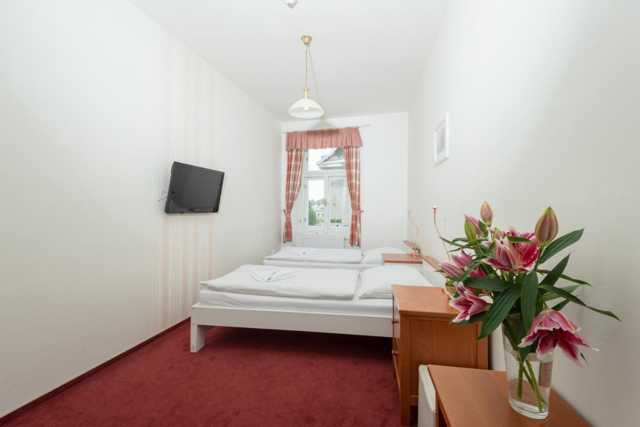Hotel Posta Sobotka Exteriör bild