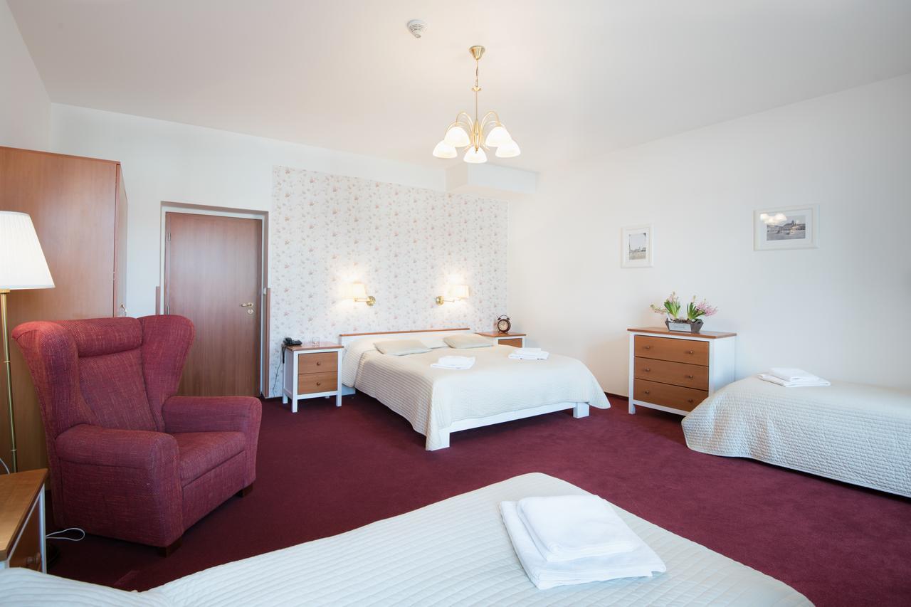 Hotel Posta Sobotka Exteriör bild
